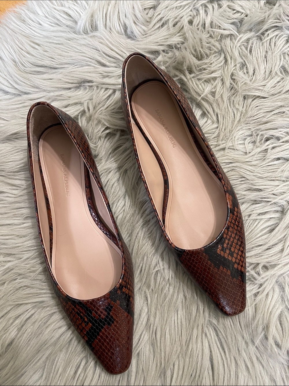 Banana Republic Brown Snake-Print Pointed Flats - Picture 6 of 6